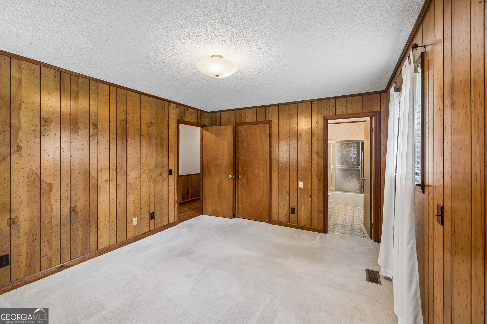 187 Burns Lane Property Photo 10