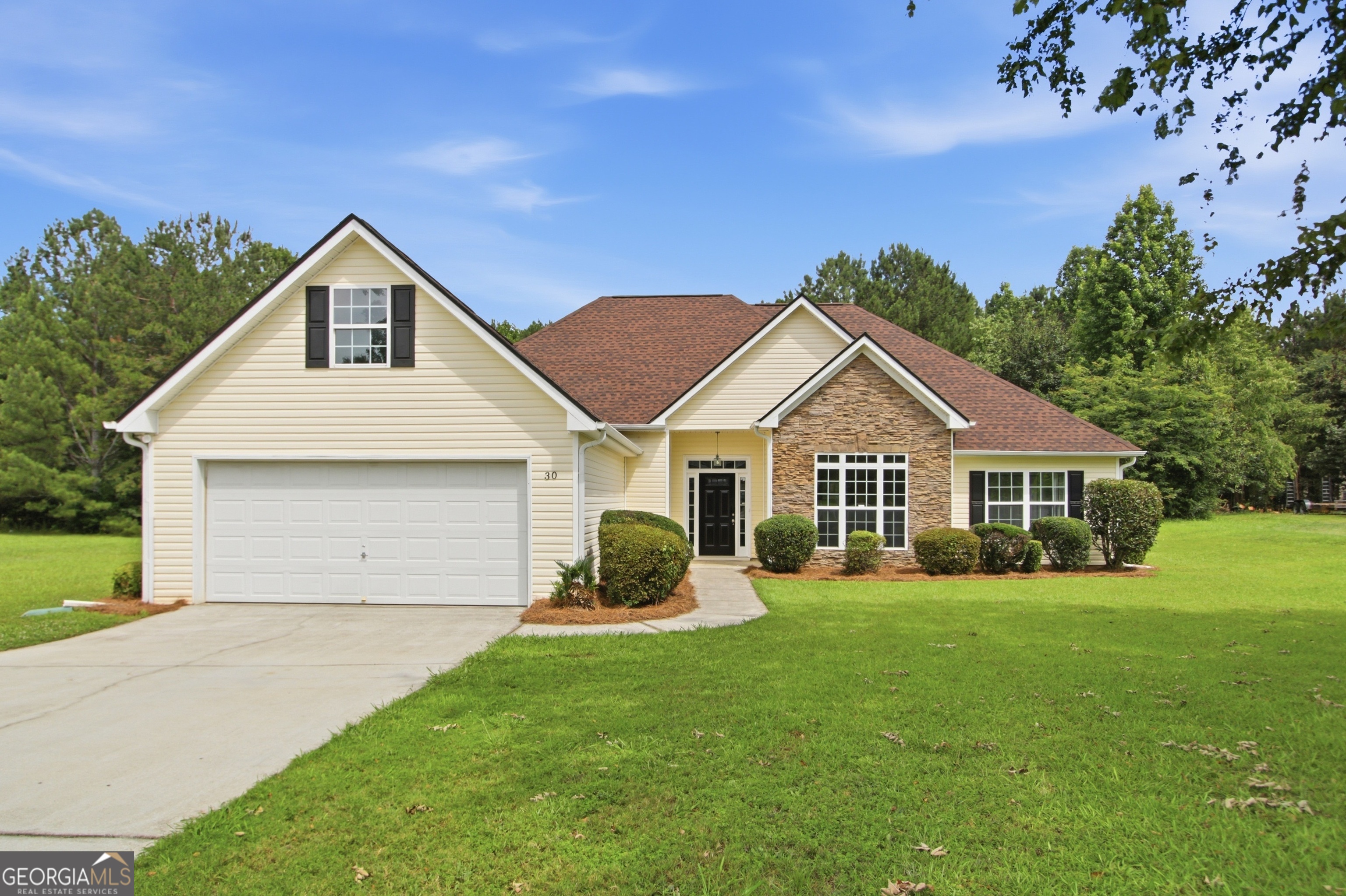30 Maple Trace Property Photo 1