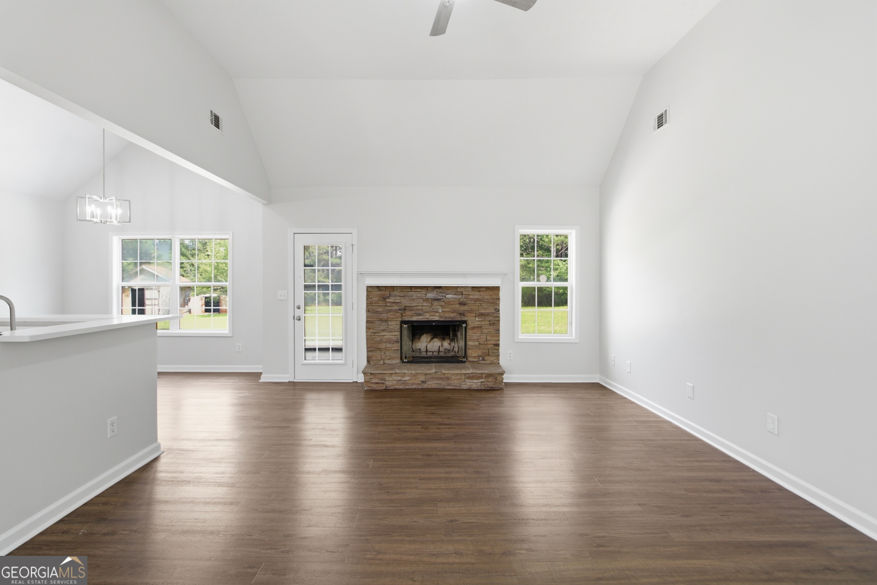 30 Maple Trace Property Photo 4