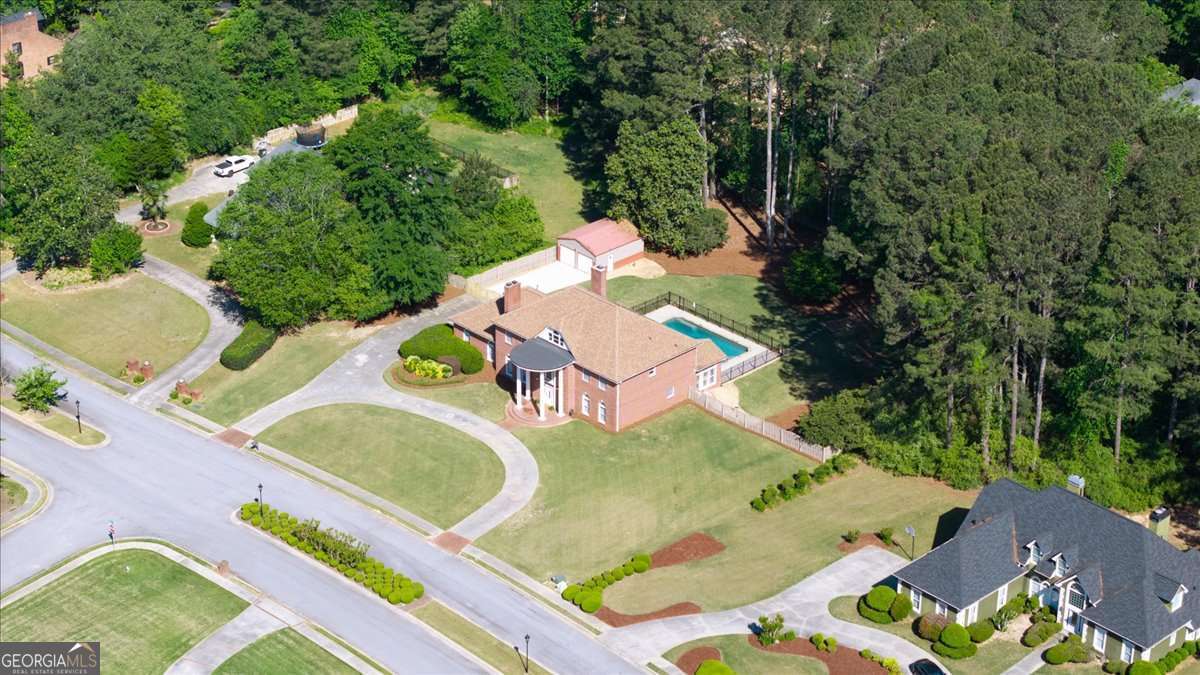 130 Victoria Drive Property Photo 1