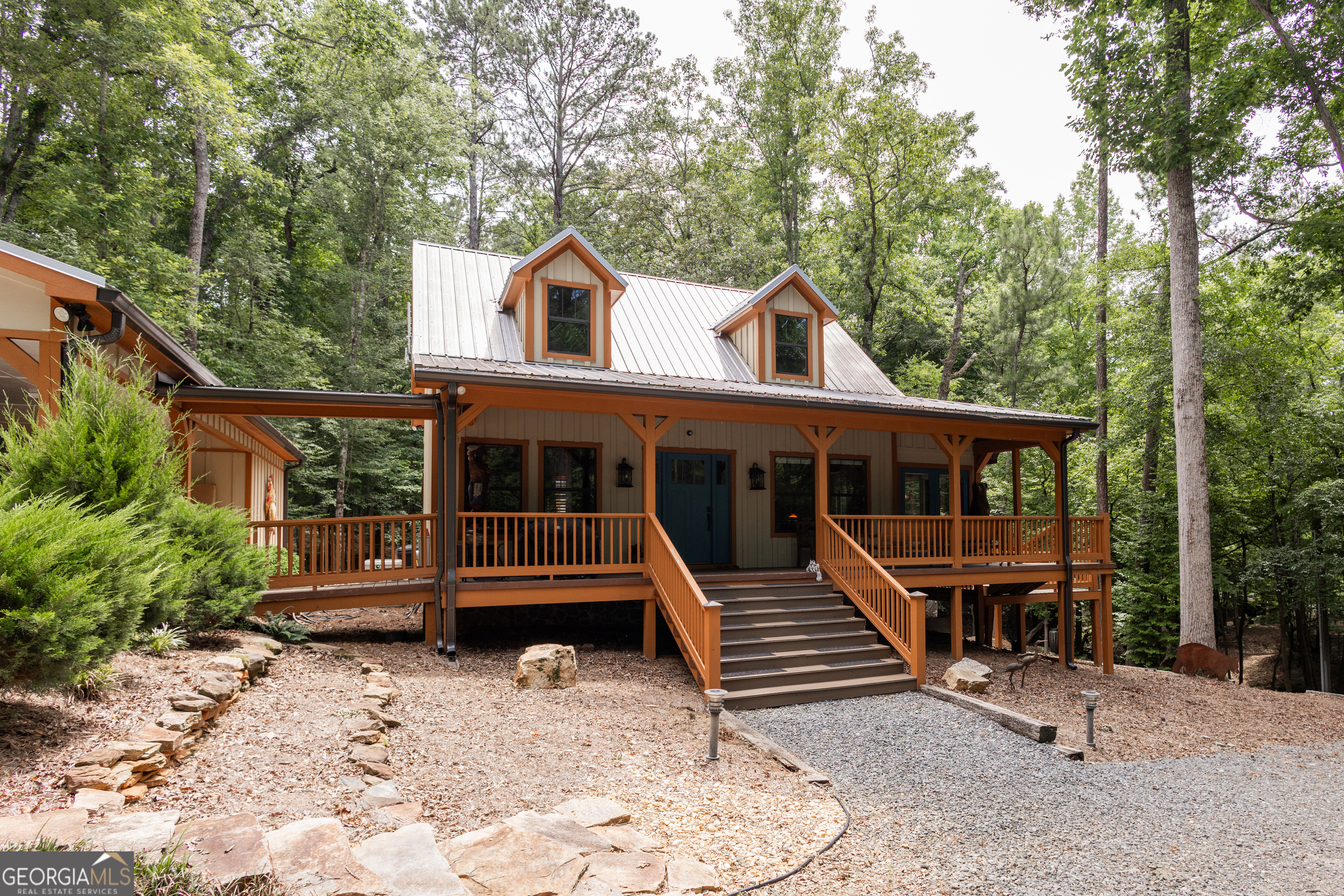 411 Mayfield Road Property Photo 6