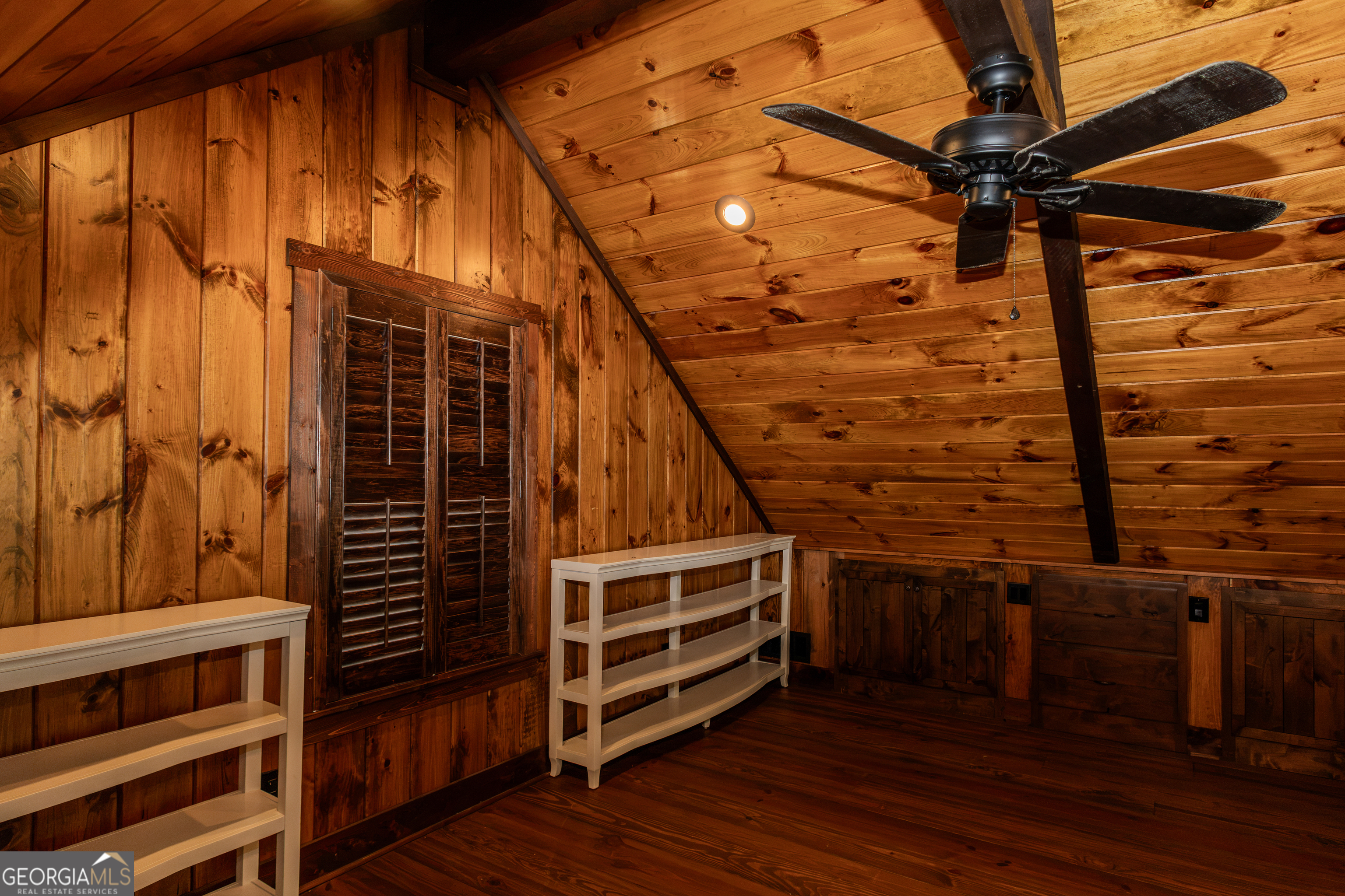 411 Mayfield Road Property Photo 14