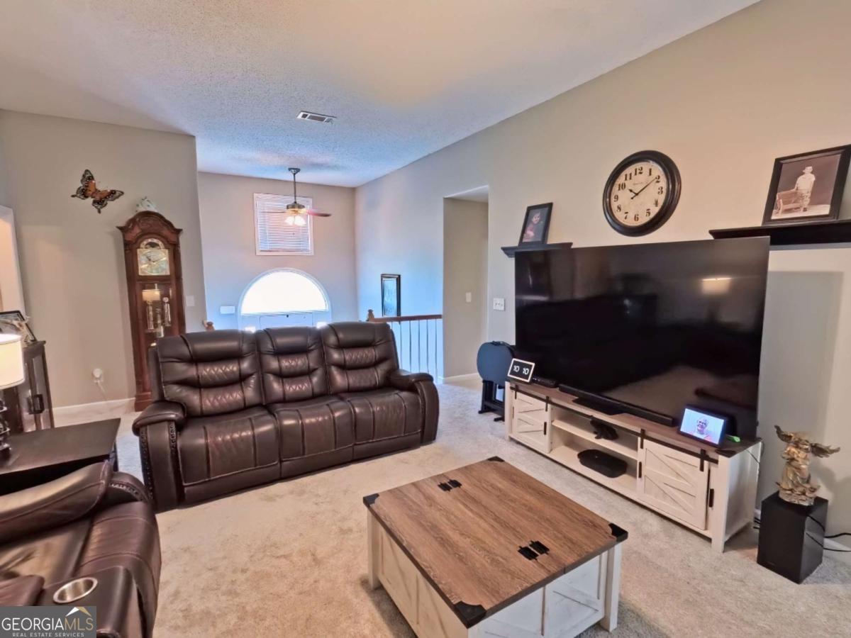 713 Moonlite Trace Property Photo 14