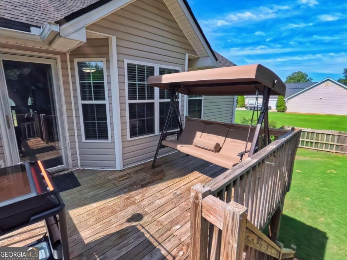 713 Moonlite Trace Property Photo 29
