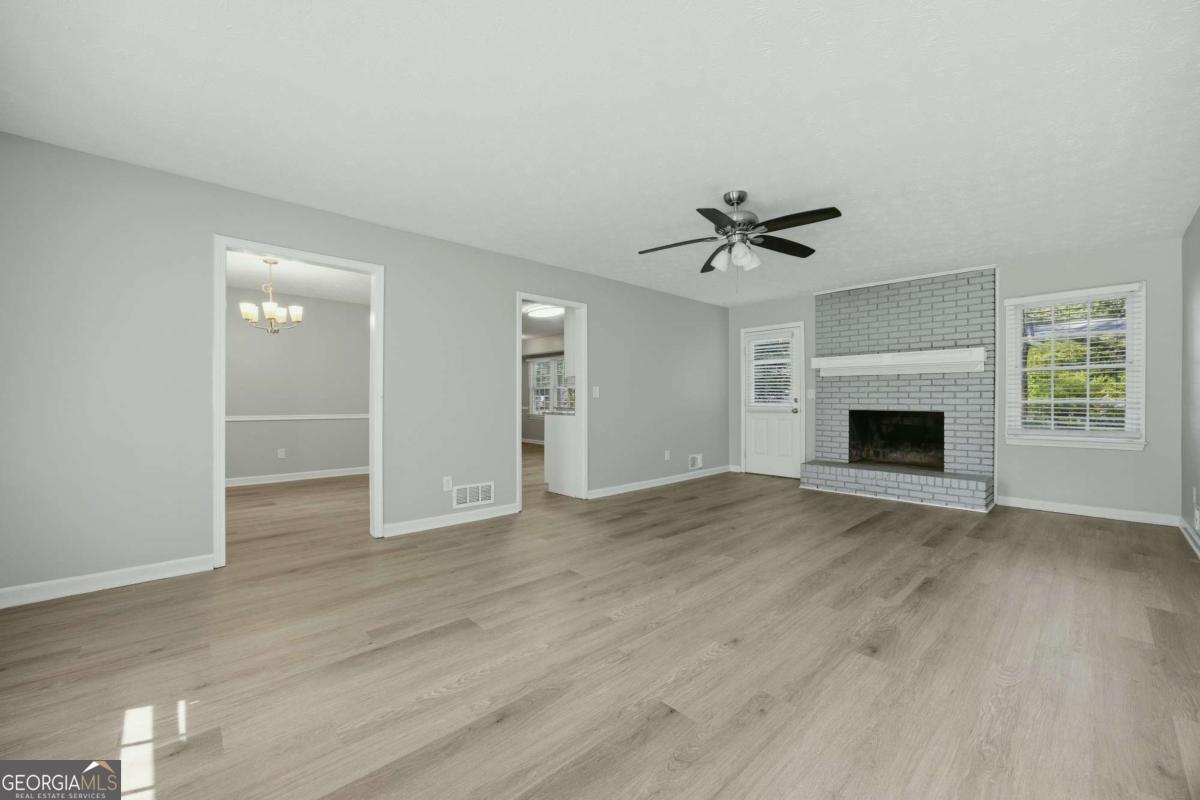 2409 Three Bars Drive Property Photo 2