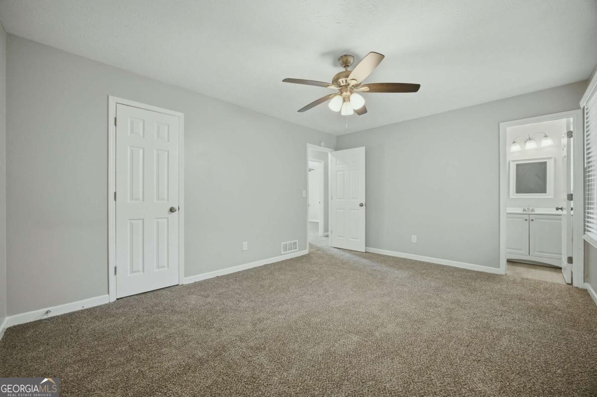 2409 Three Bars Drive Property Photo 8
