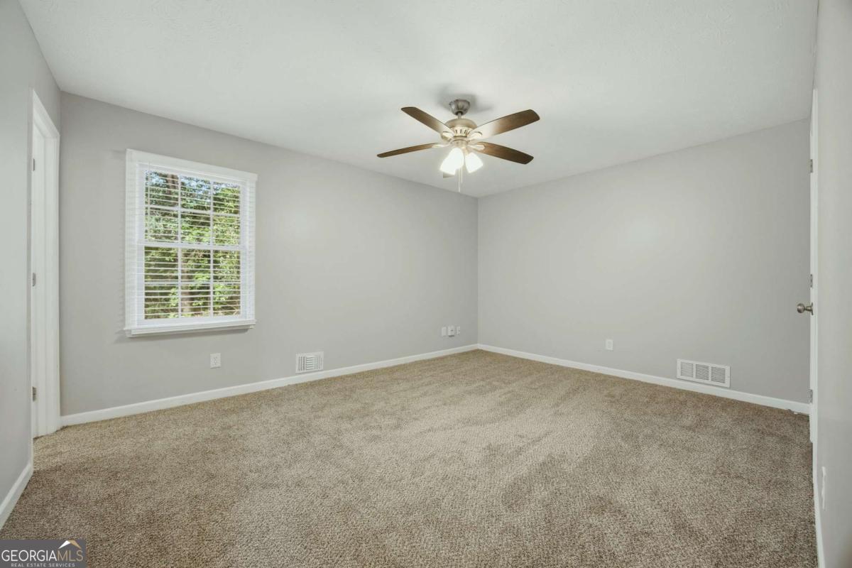 2409 Three Bars Drive Property Photo 9