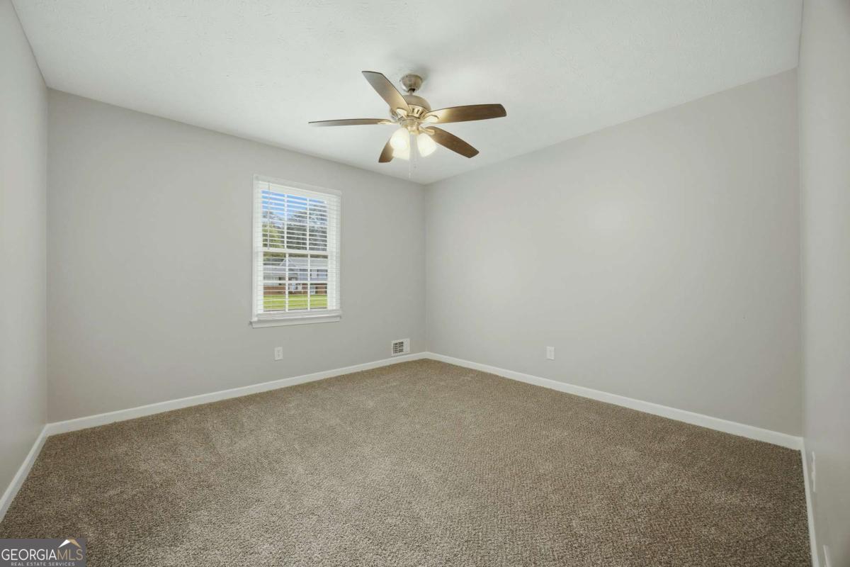 2409 Three Bars Drive Property Photo 12