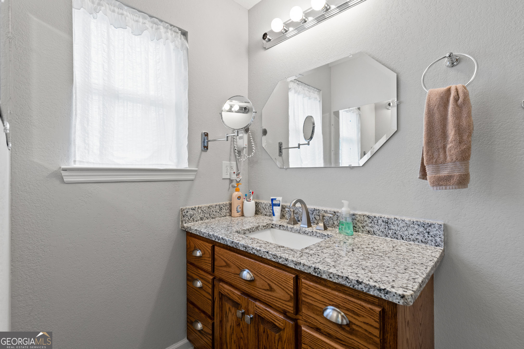 2378 Bellview Lane Property Photo 13