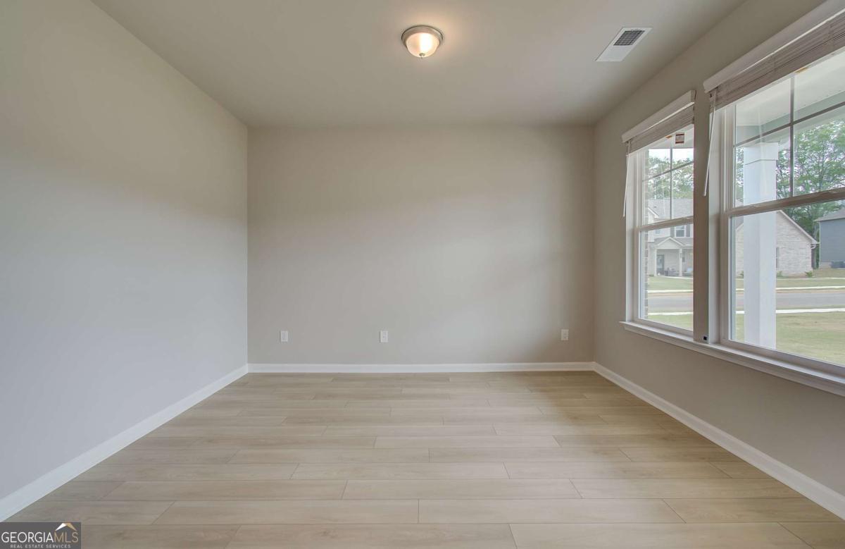 1146 Bodega Loop Property Photo 5