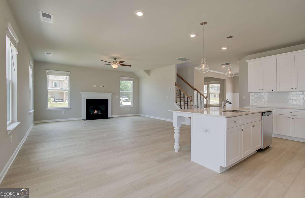 1146 Bodega Loop Property Photo 11