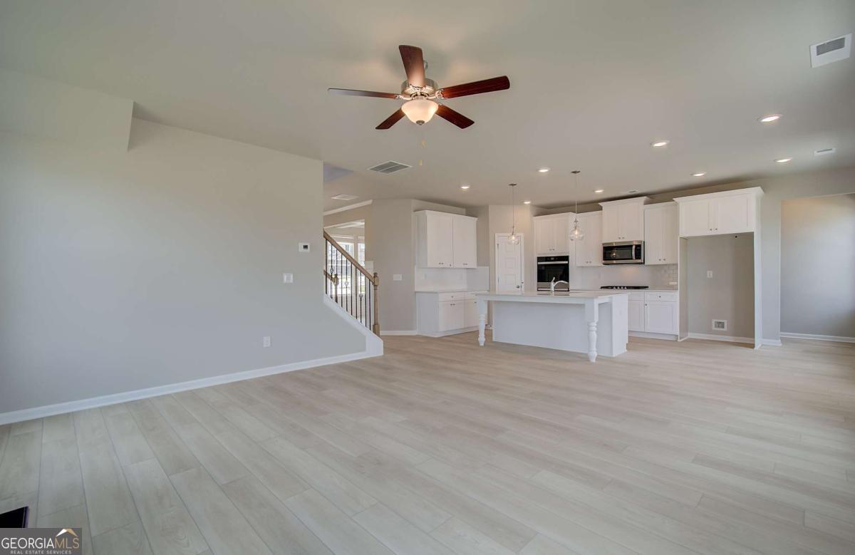 1146 Bodega Loop Property Photo 14