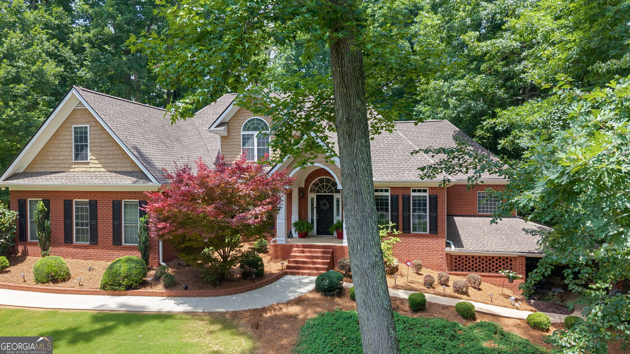 1030 Oaklake Terrace Property Photo 1