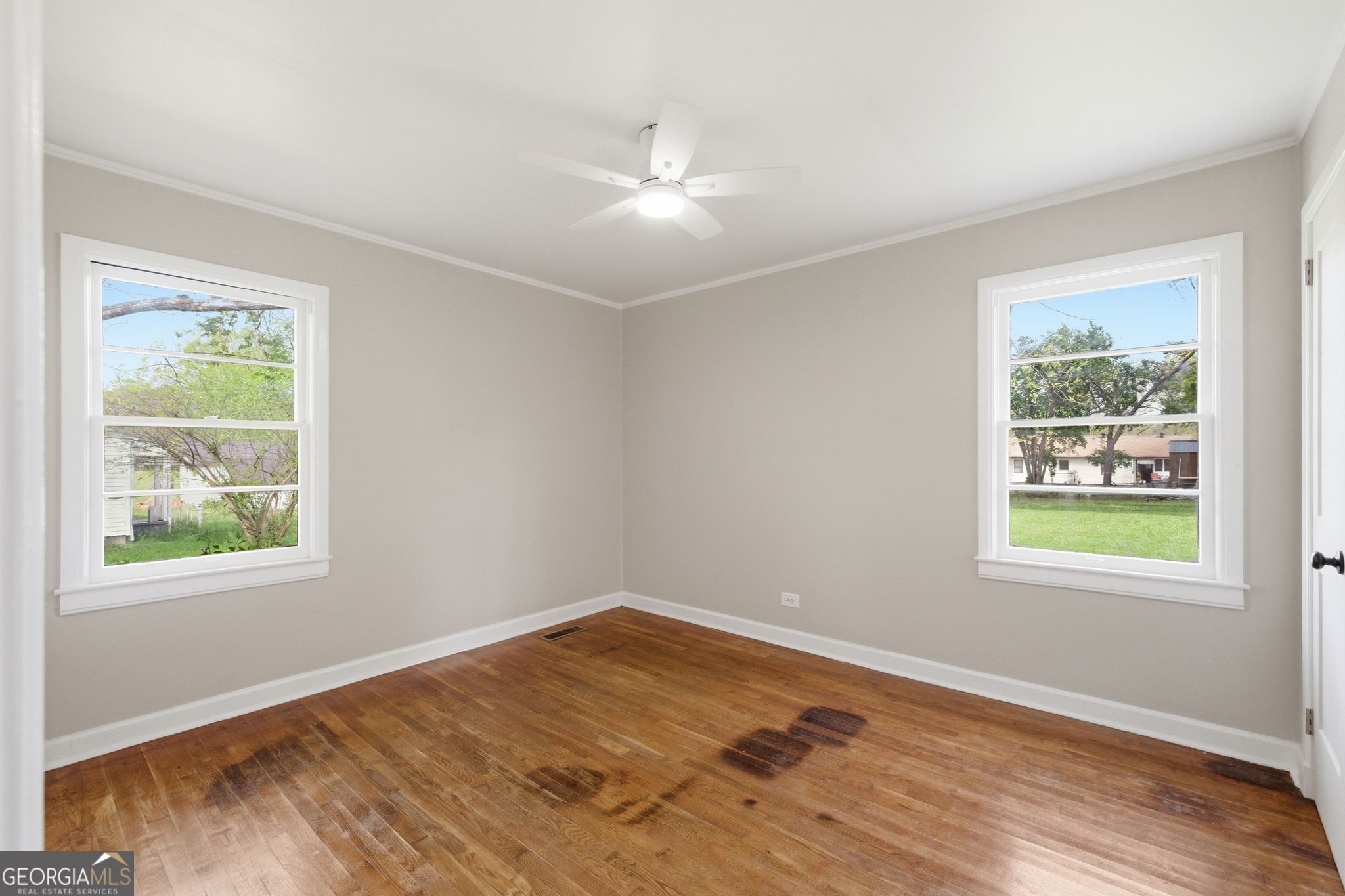 168 Moore Street Property Photo 12