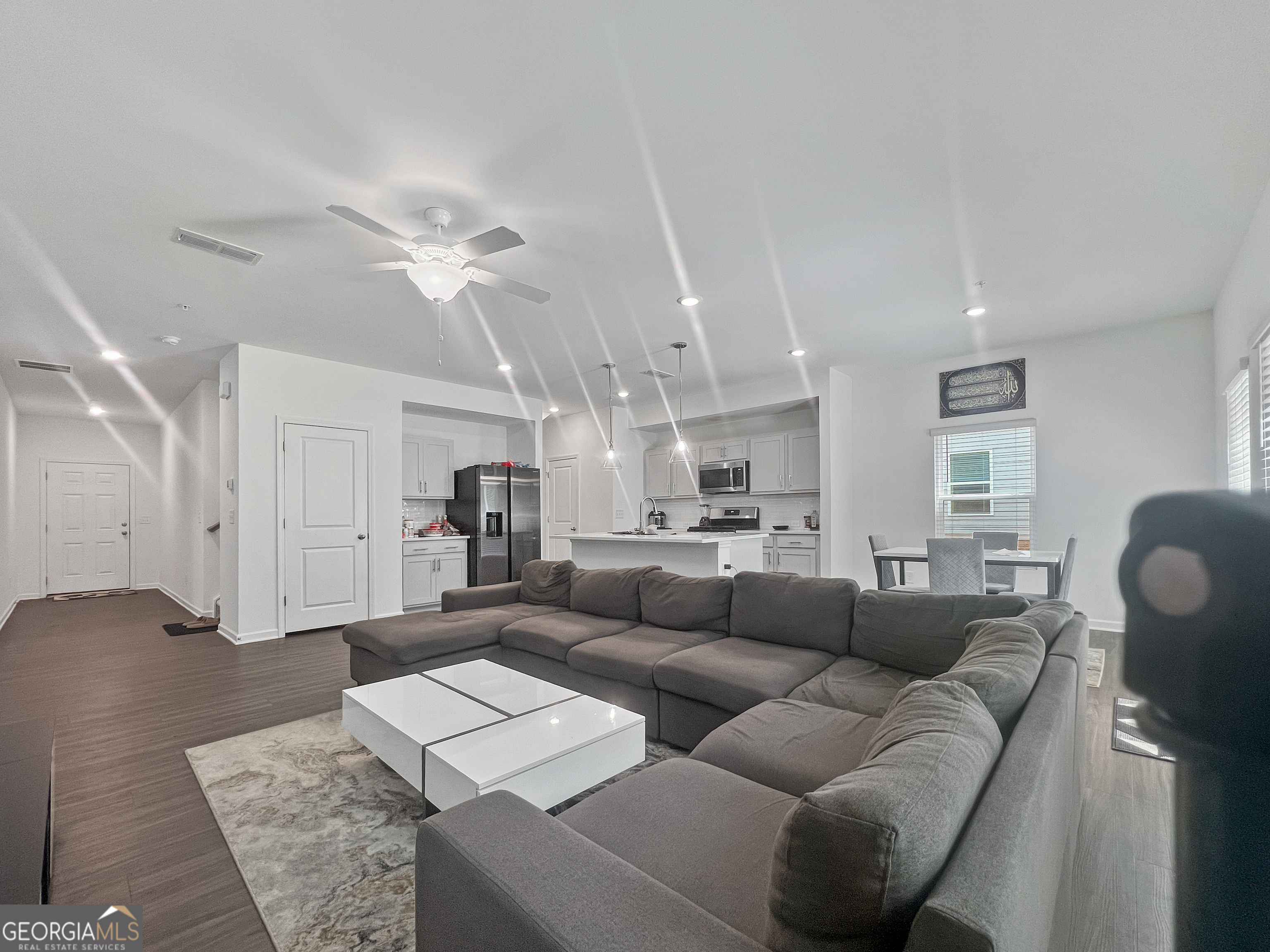 6631 Wyndall Drive Property Photo 3