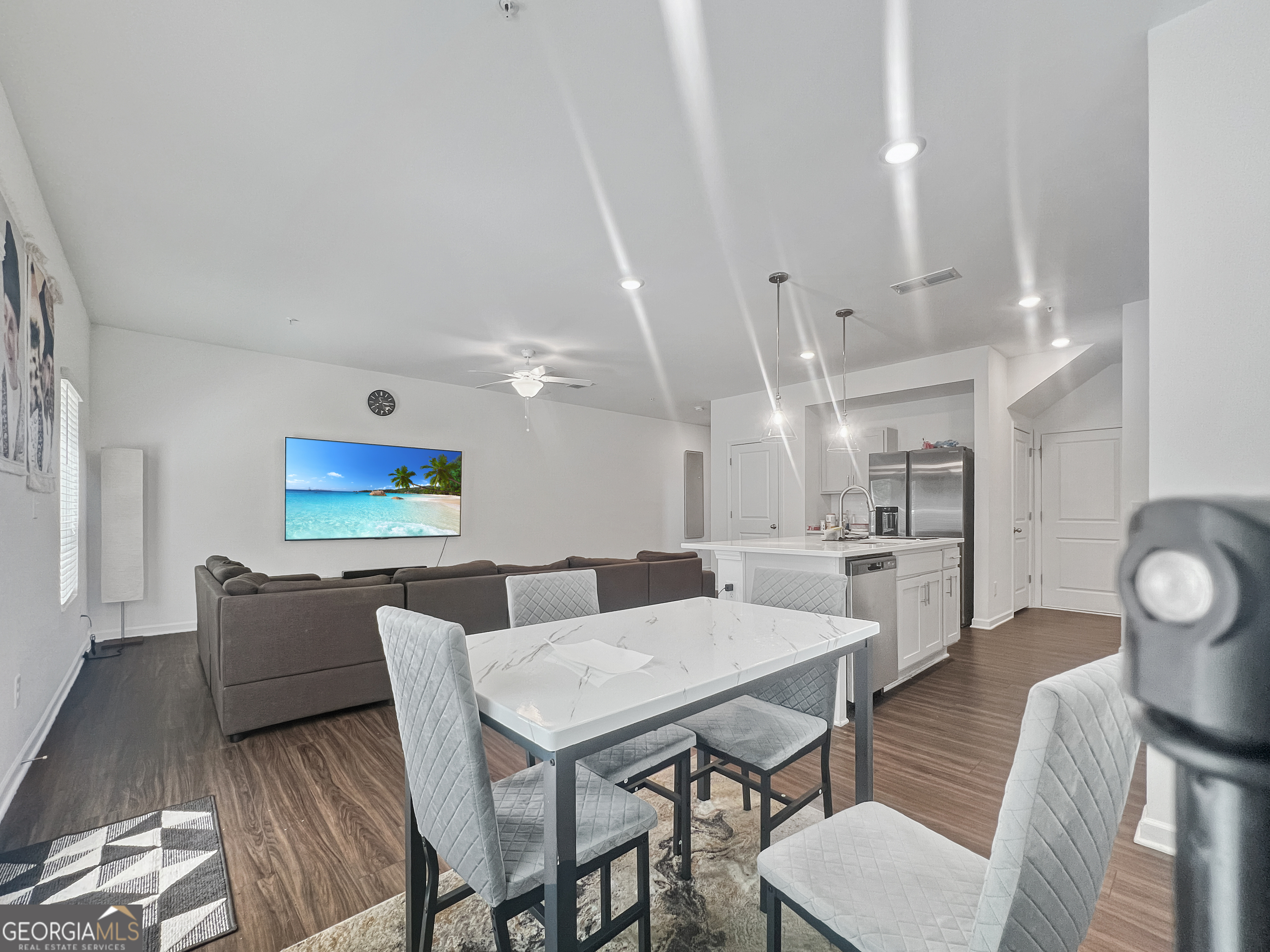 6631 Wyndall Drive Property Photo 4