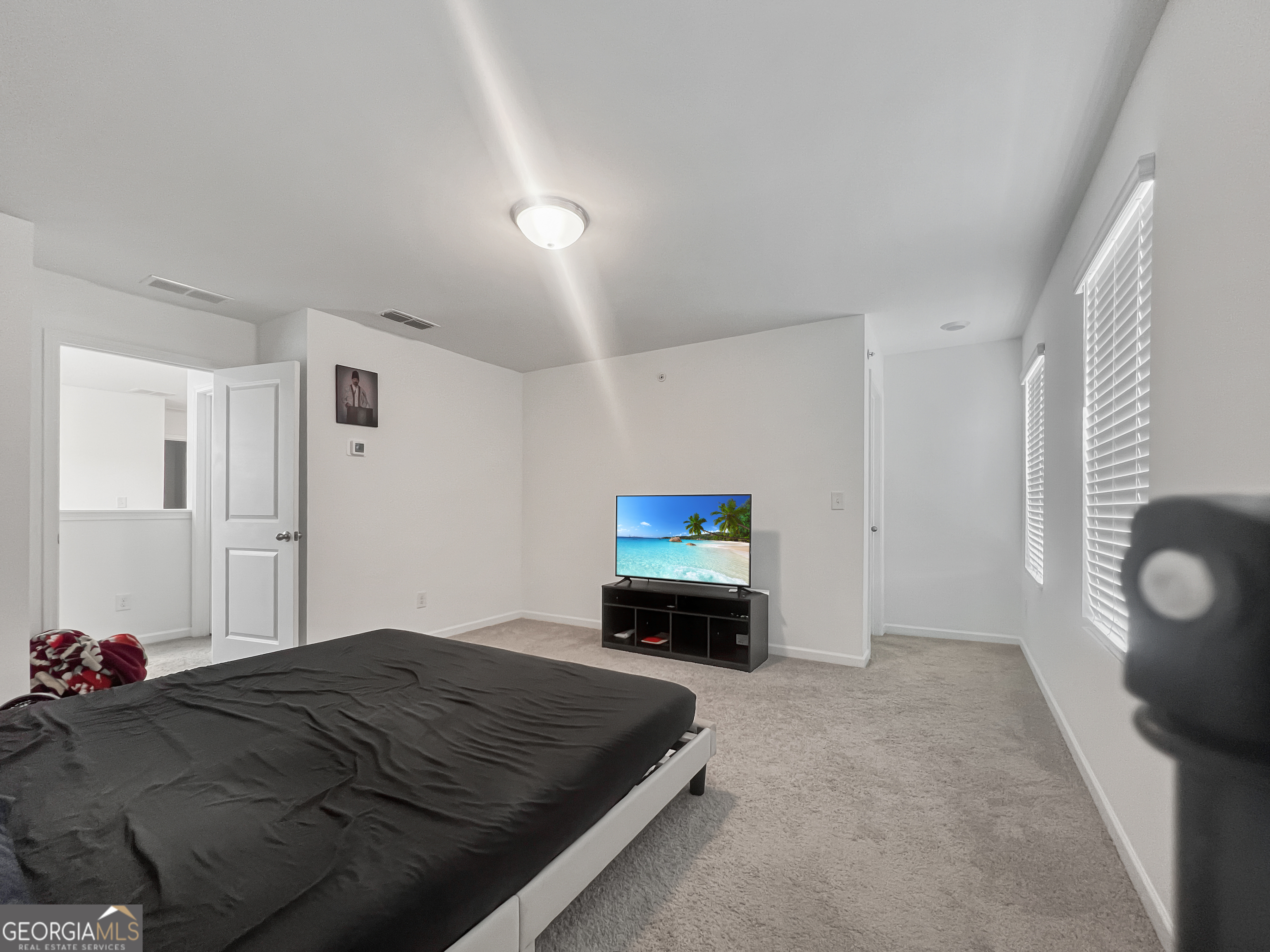 6631 Wyndall Drive Property Photo 9