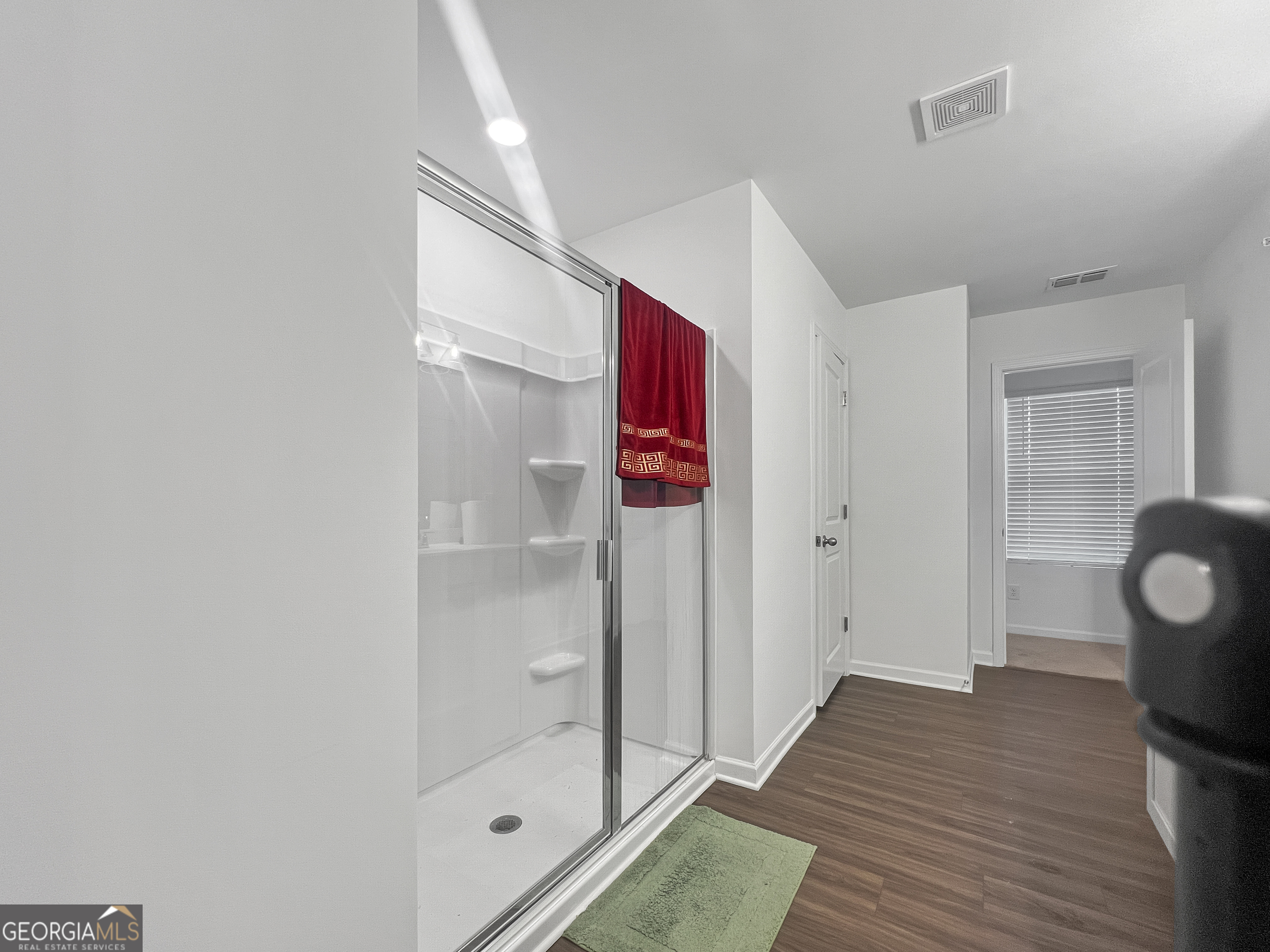 6631 Wyndall Drive Property Photo 12