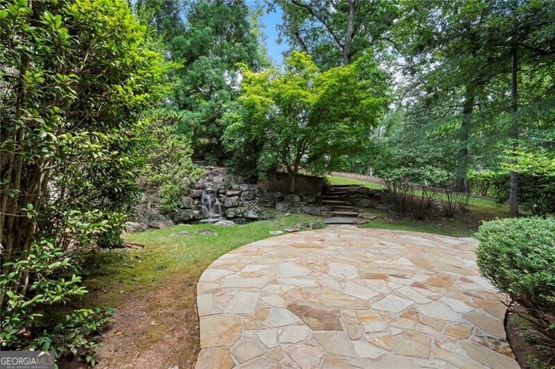989 Middle Fork Trail Property Photo 61