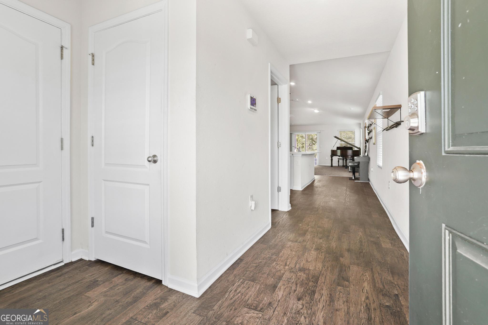 132 Ashwood Circle Property Photo 4