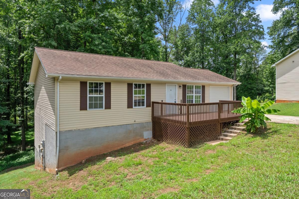 3030 Meadowridge Drive Property Photo 3