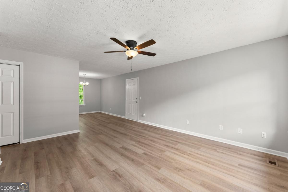 3030 Meadowridge Drive Property Photo 10