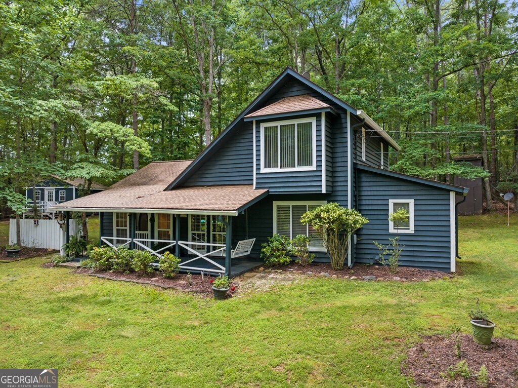 27 Medford Lane Property Photo 5