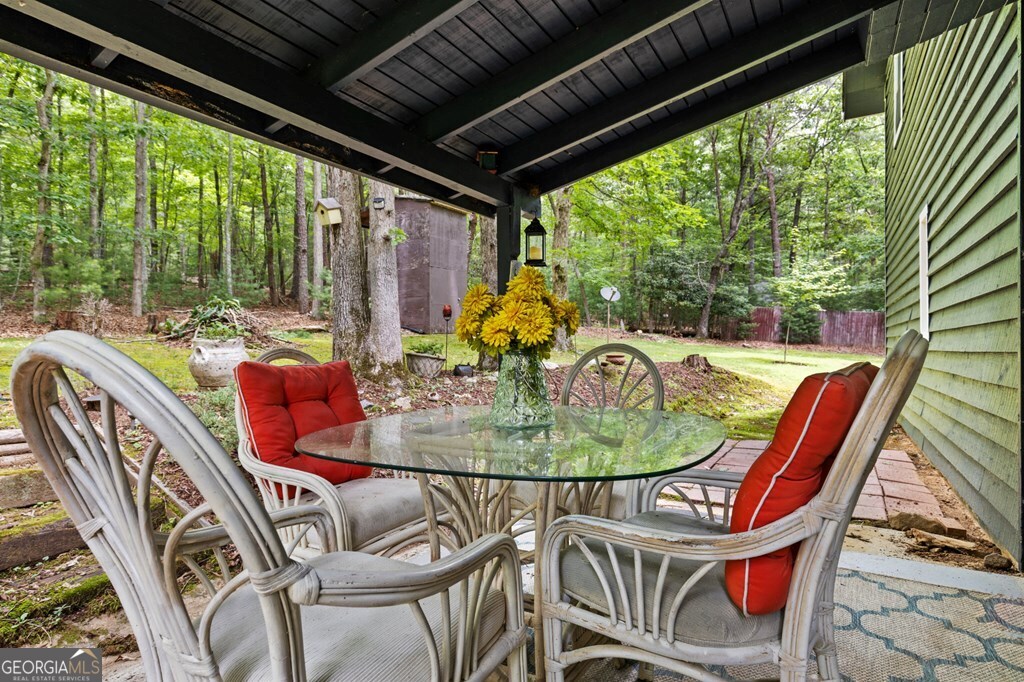 27 Medford Lane Property Photo 19