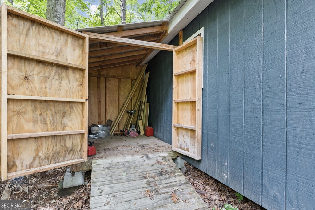 27 Medford Lane Property Photo 42