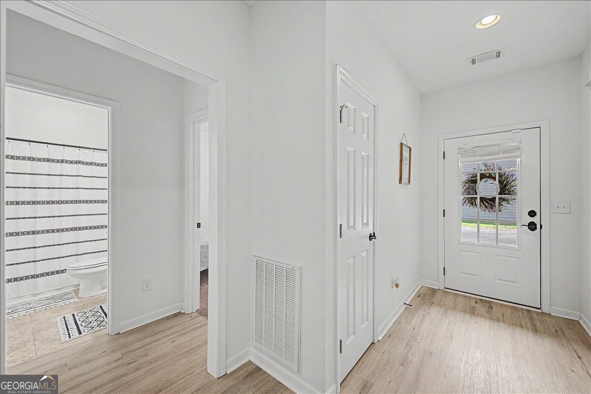 182 Towne Villas Drive Property Photo 6
