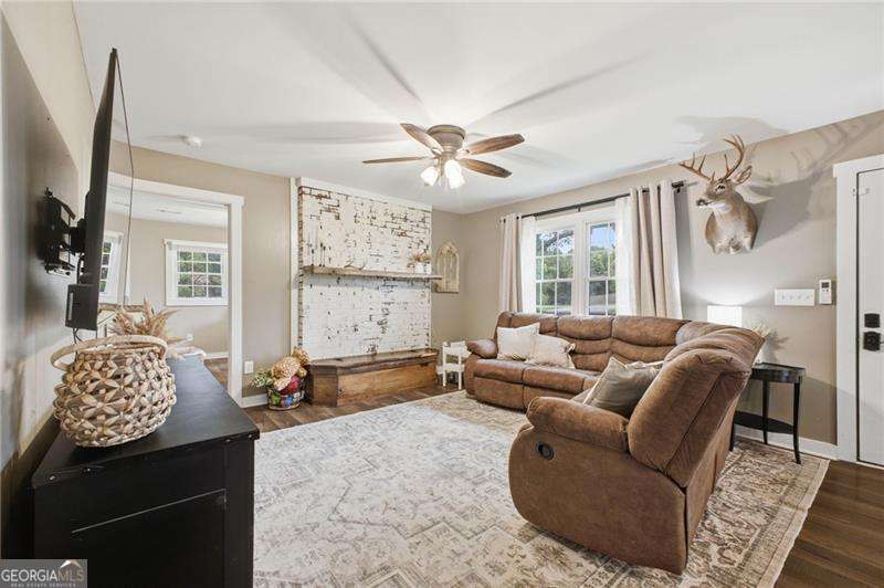 530 Old Cedartown Road Property Photo 3