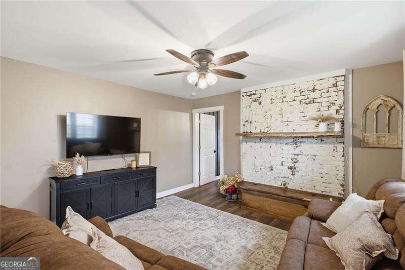 530 Old Cedartown Road Property Photo 4