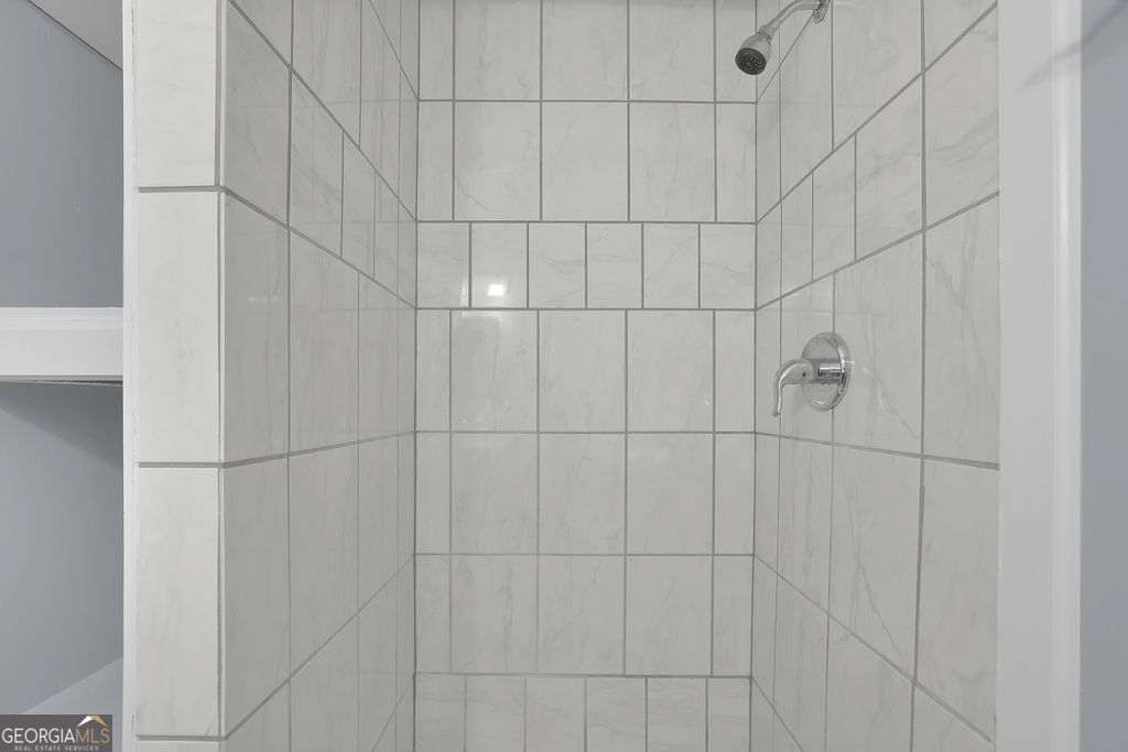 1424 Springleaf Circle Se Property Photo 27