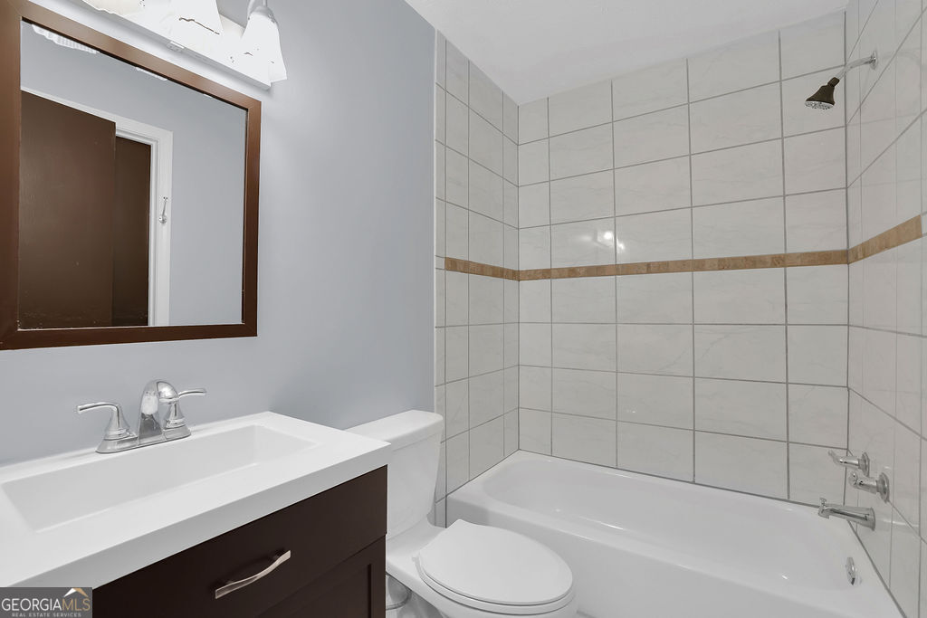 1424 Springleaf Circle Se Property Photo 34