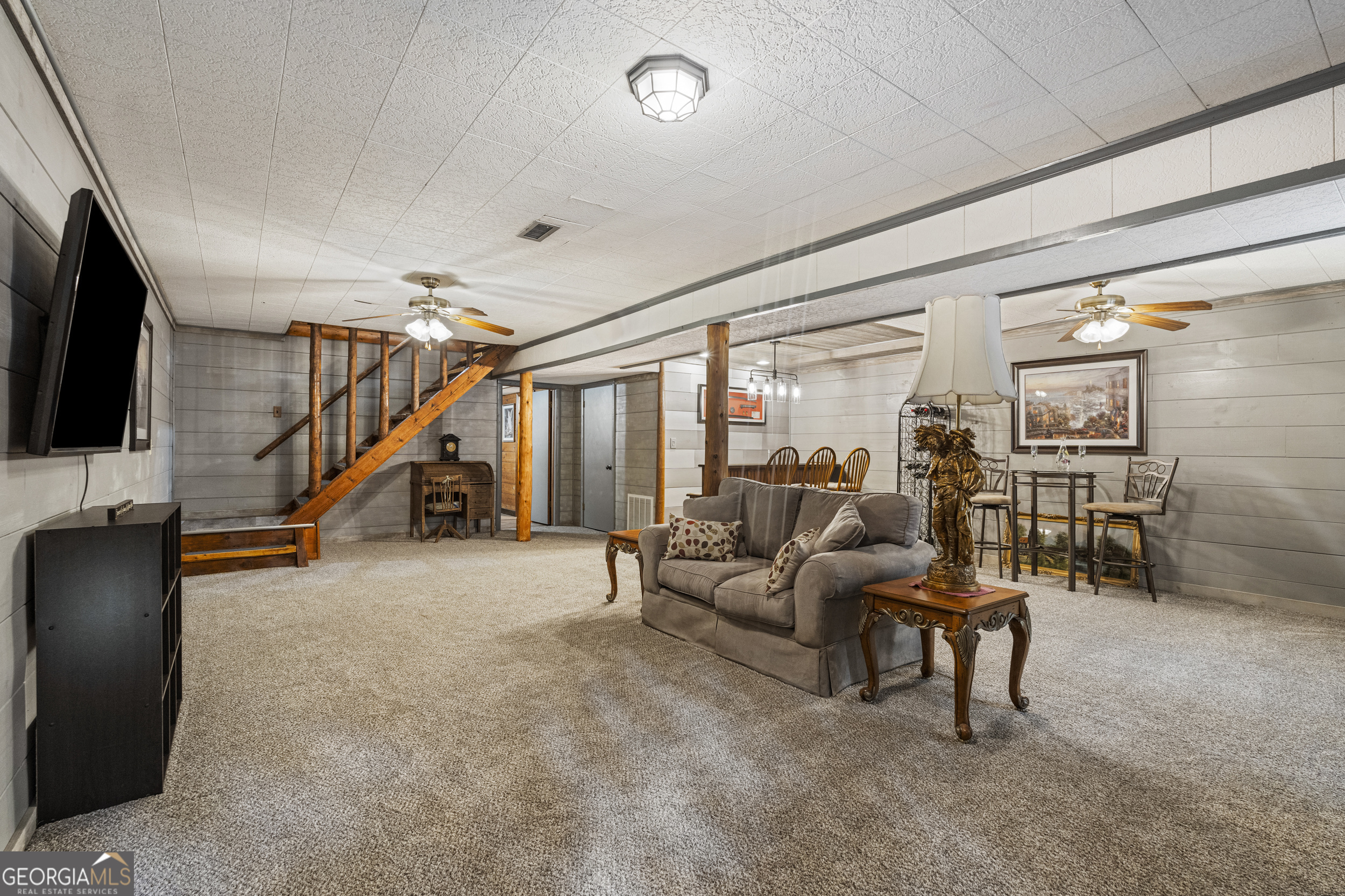 203 N View Pointe Drive Property Photo 14