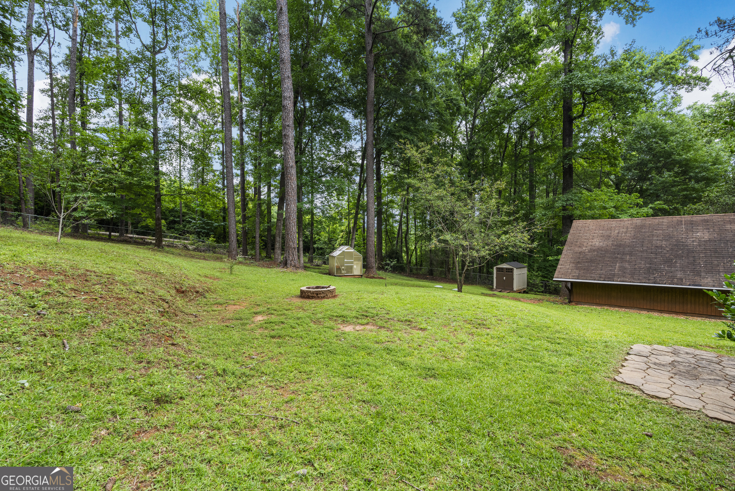 203 N View Pointe Drive Property Photo 22