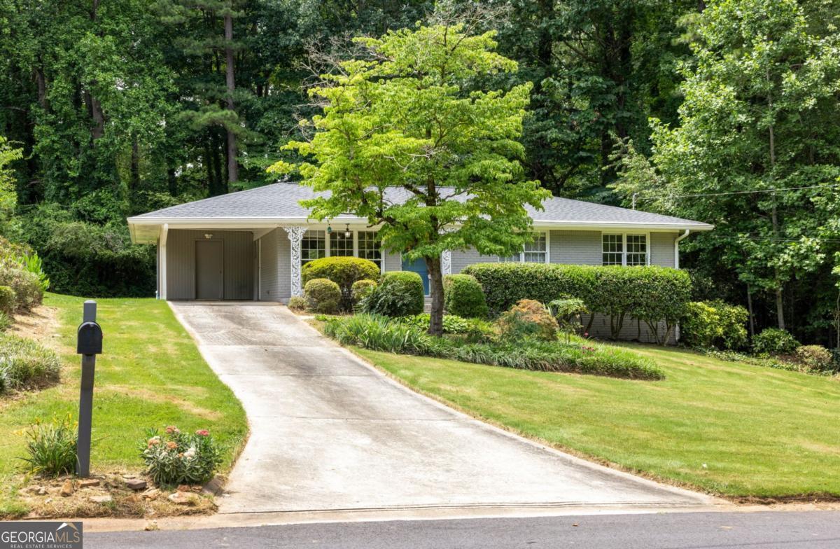 3472 Kenland Road Se Property Photo 1