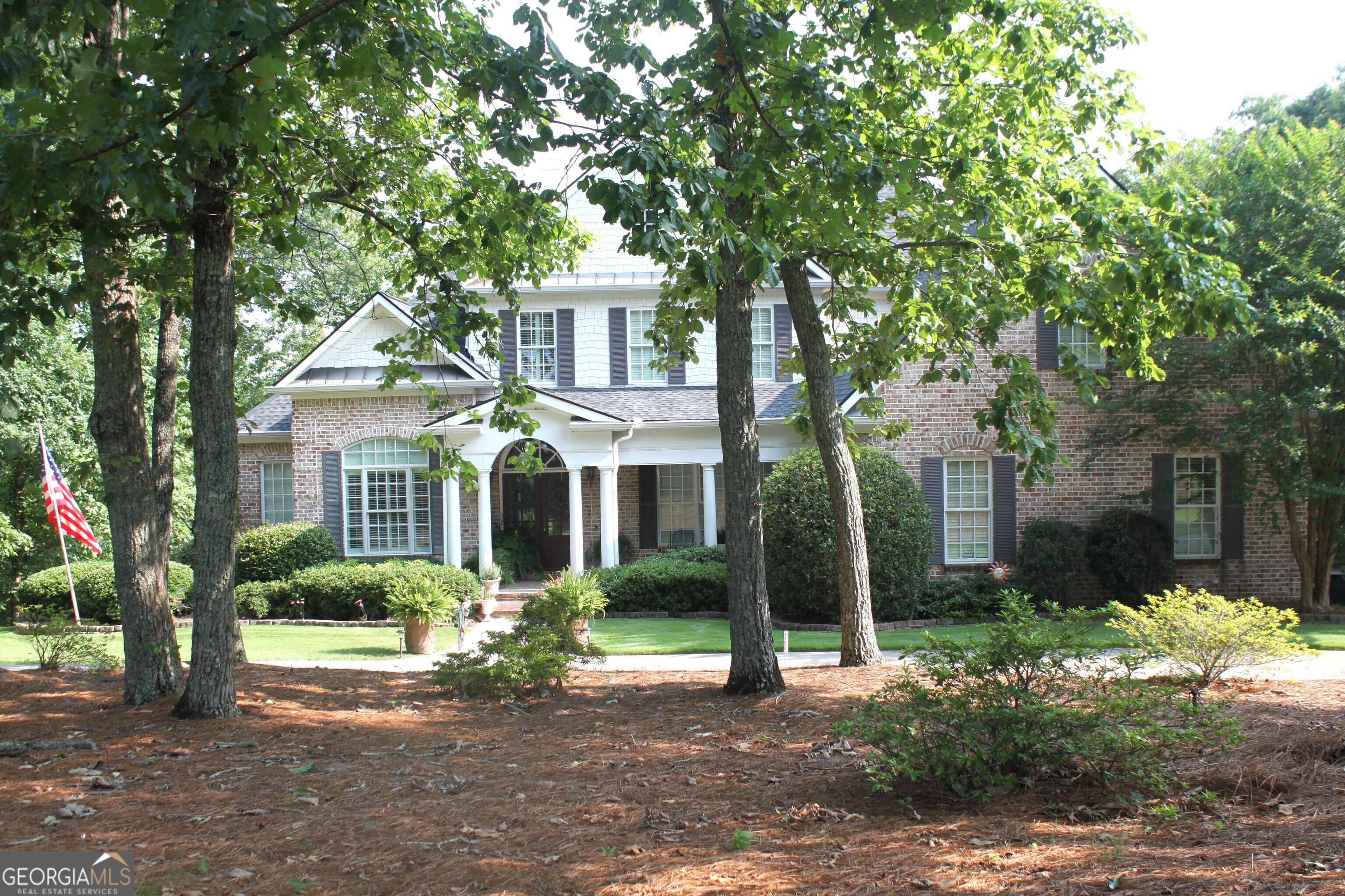 551 Mountain Ridge Drive Property Photo 2