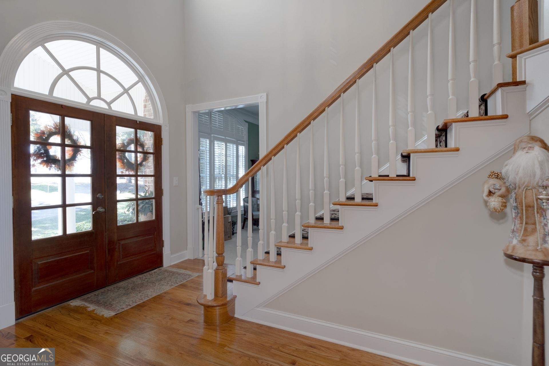 551 Mountain Ridge Drive Property Photo 3