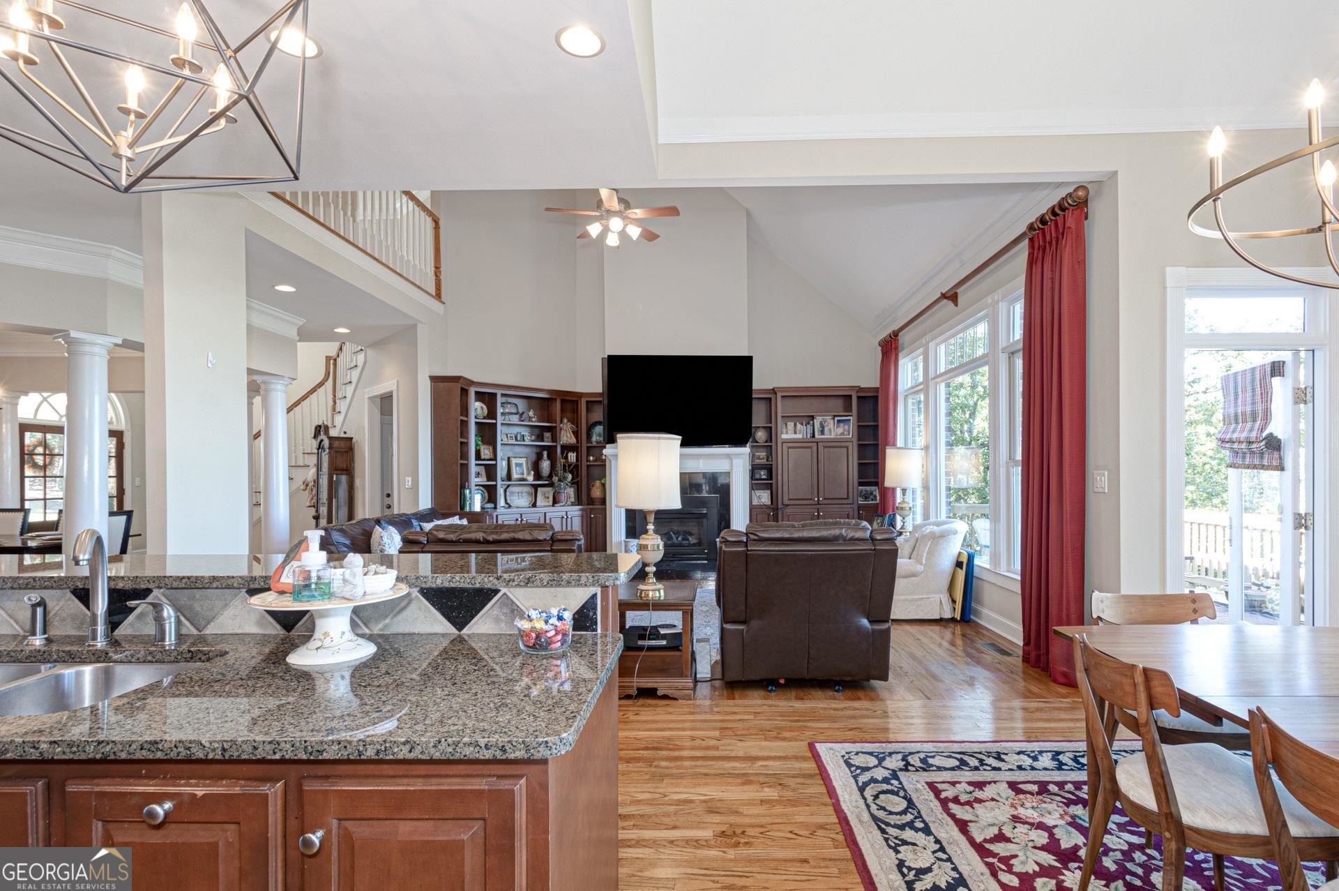 551 Mountain Ridge Drive Property Photo 20