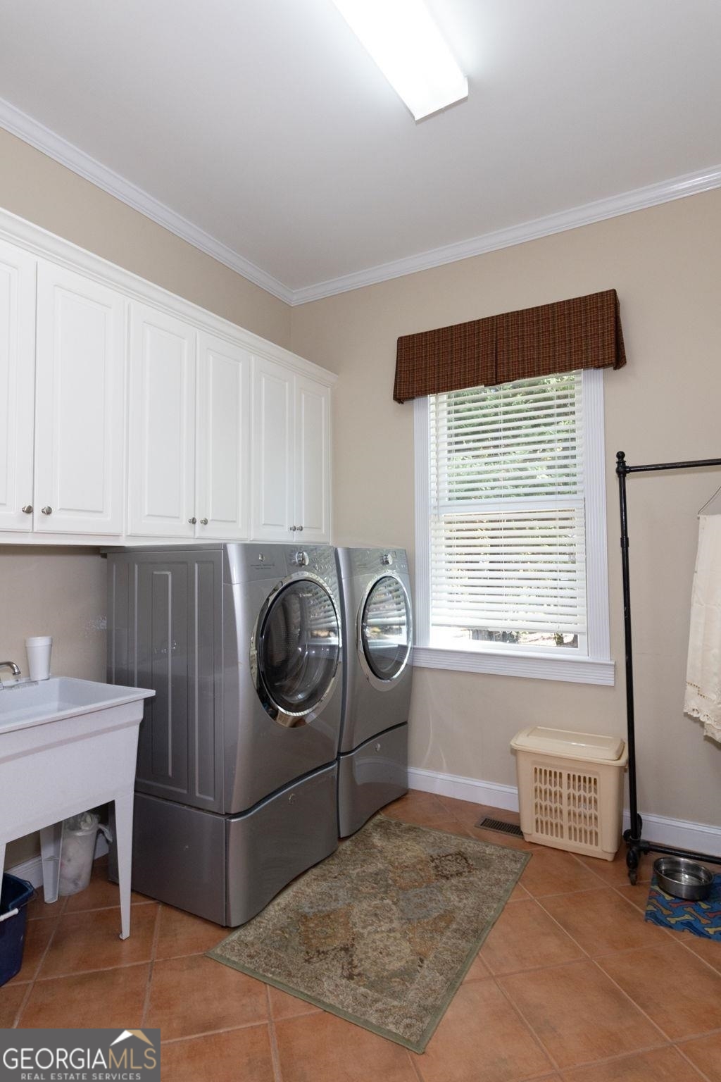 551 Mountain Ridge Drive Property Photo 23