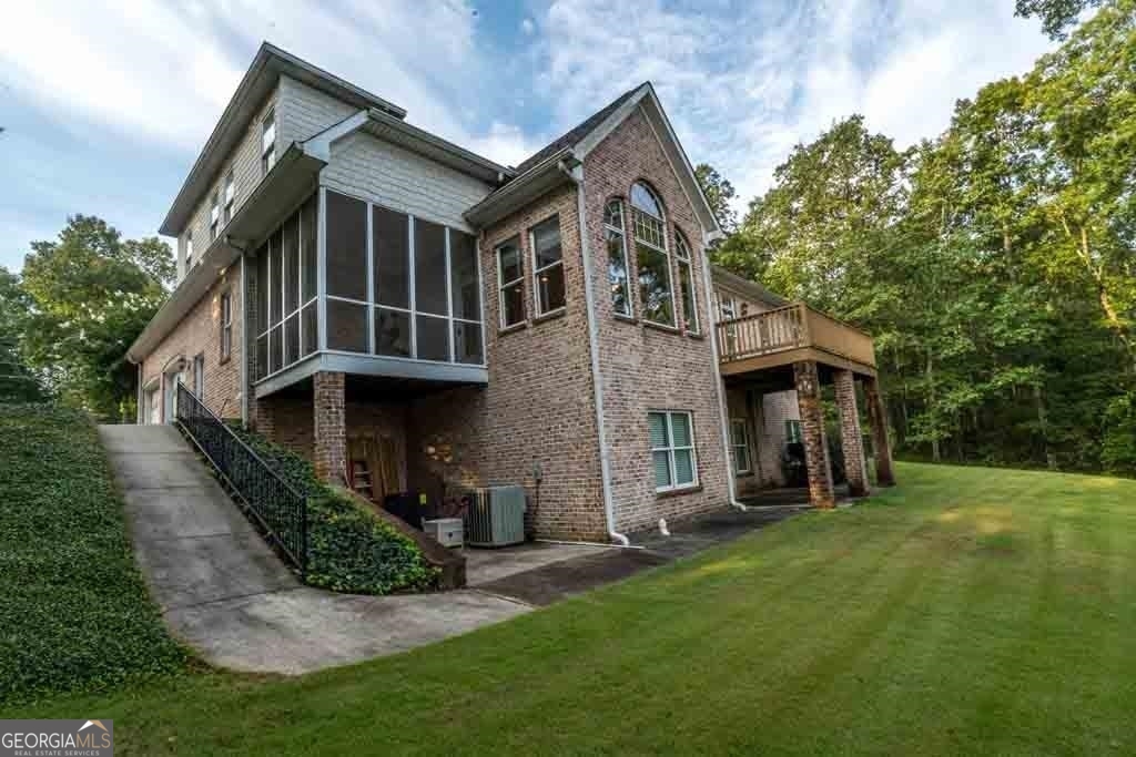551 Mountain Ridge Drive Property Photo 57