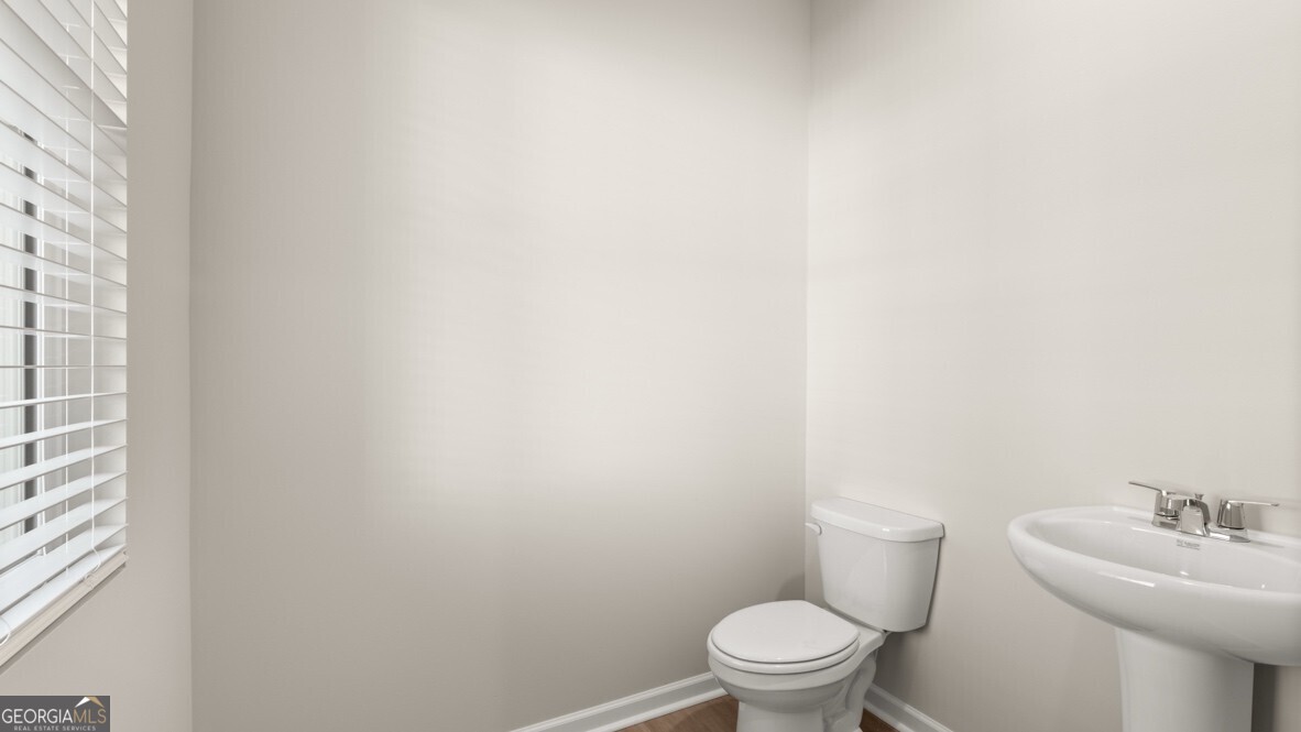 345 Creekview Way Property Photo 14