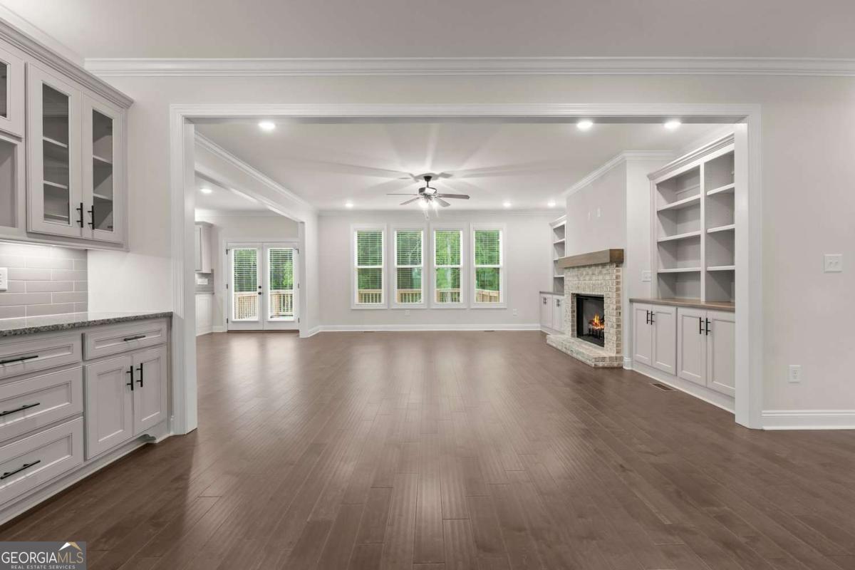 1649 Beebalm Drive Property Photo 8