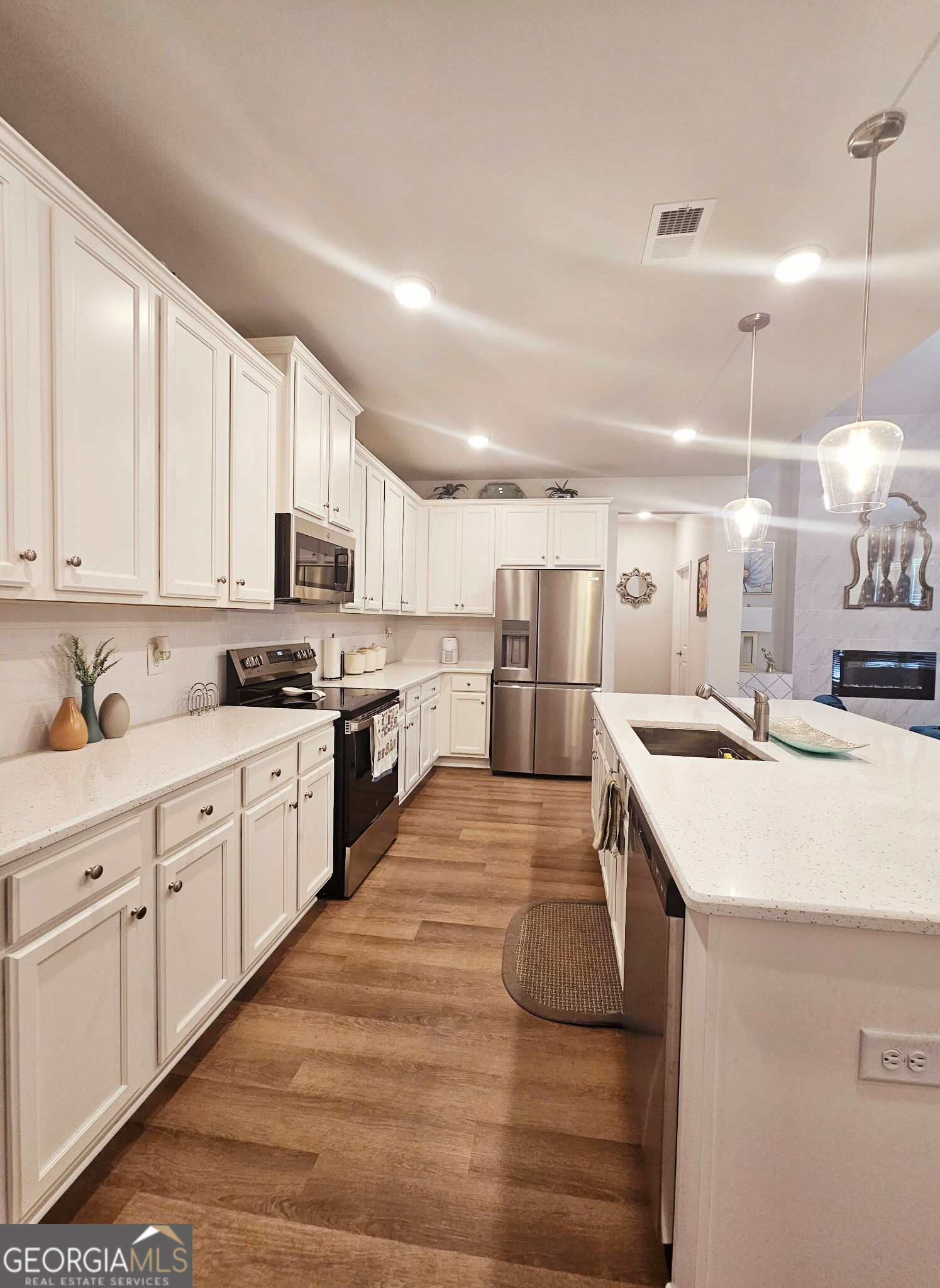 140 Applewood Way Property Photo 11