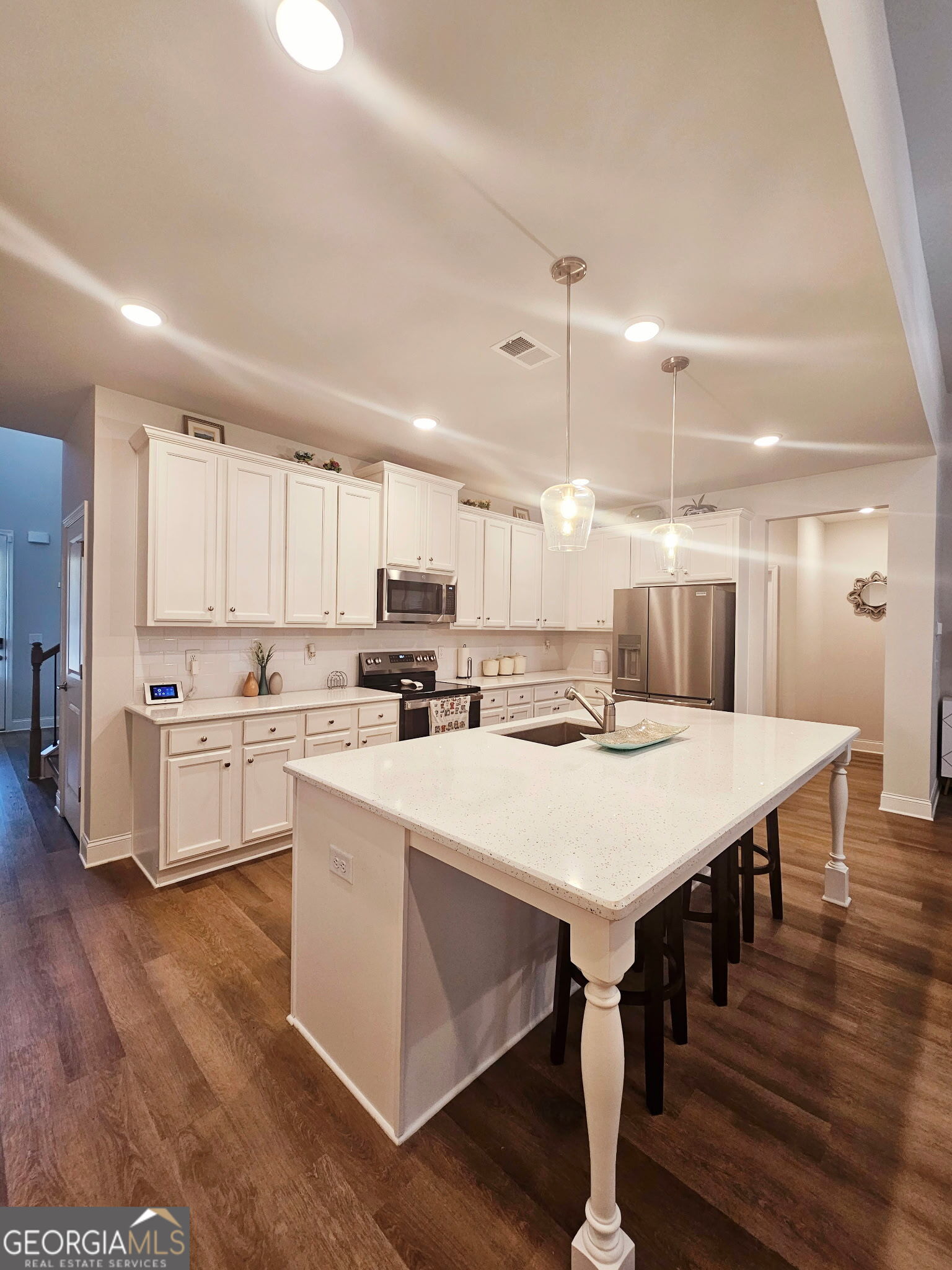 140 Applewood Way Property Photo 12