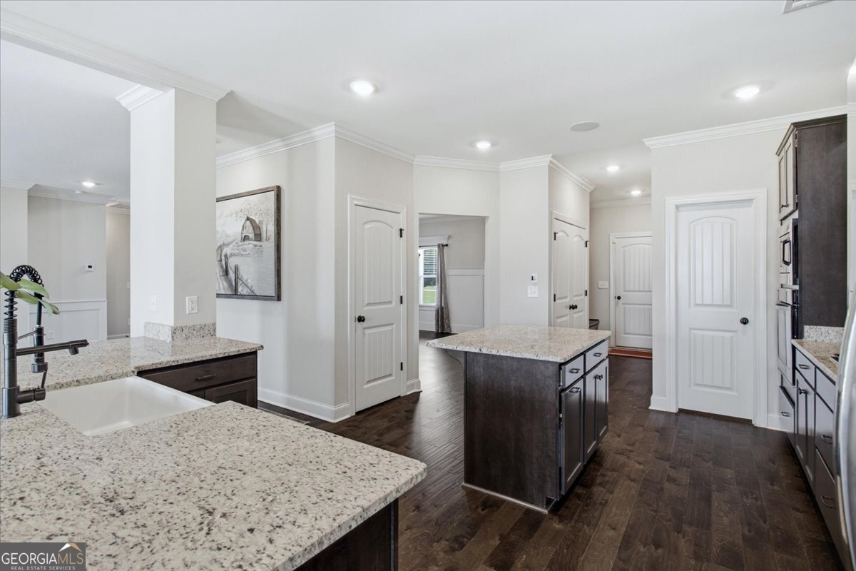 896 N Ola Road Property Photo 14