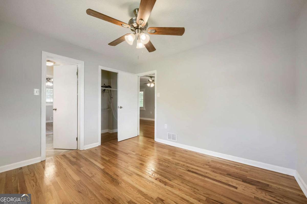 1 North Avenue Property Photo 15
