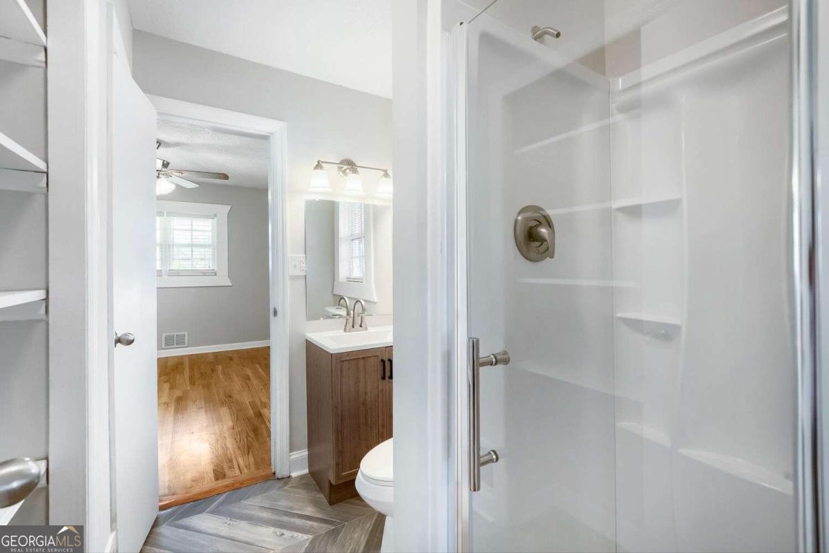 1 North Avenue Property Photo 21