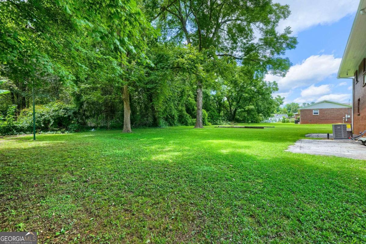 1 North Avenue Property Photo 23